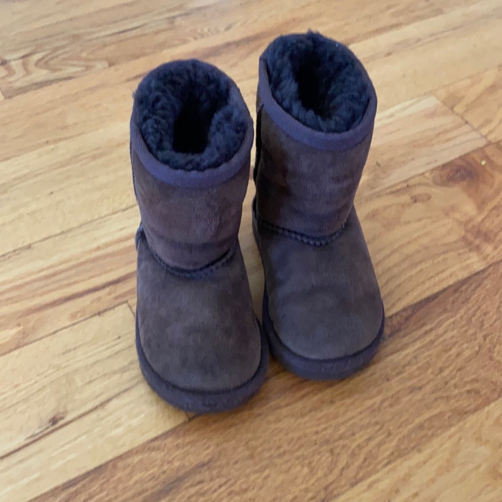 UGG size 7 boots